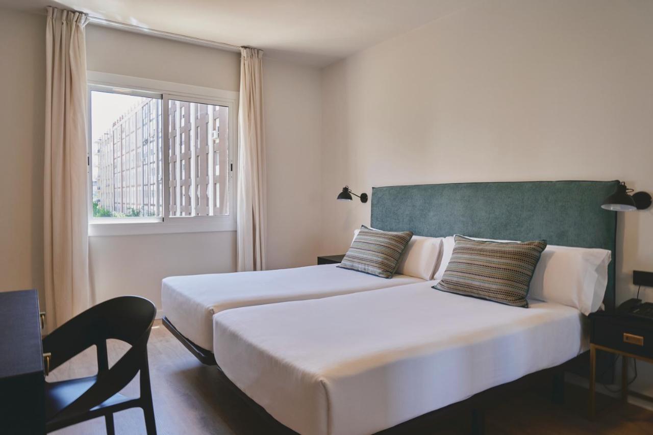 Arenas Atiram Hotels Barcelona Exterior foto