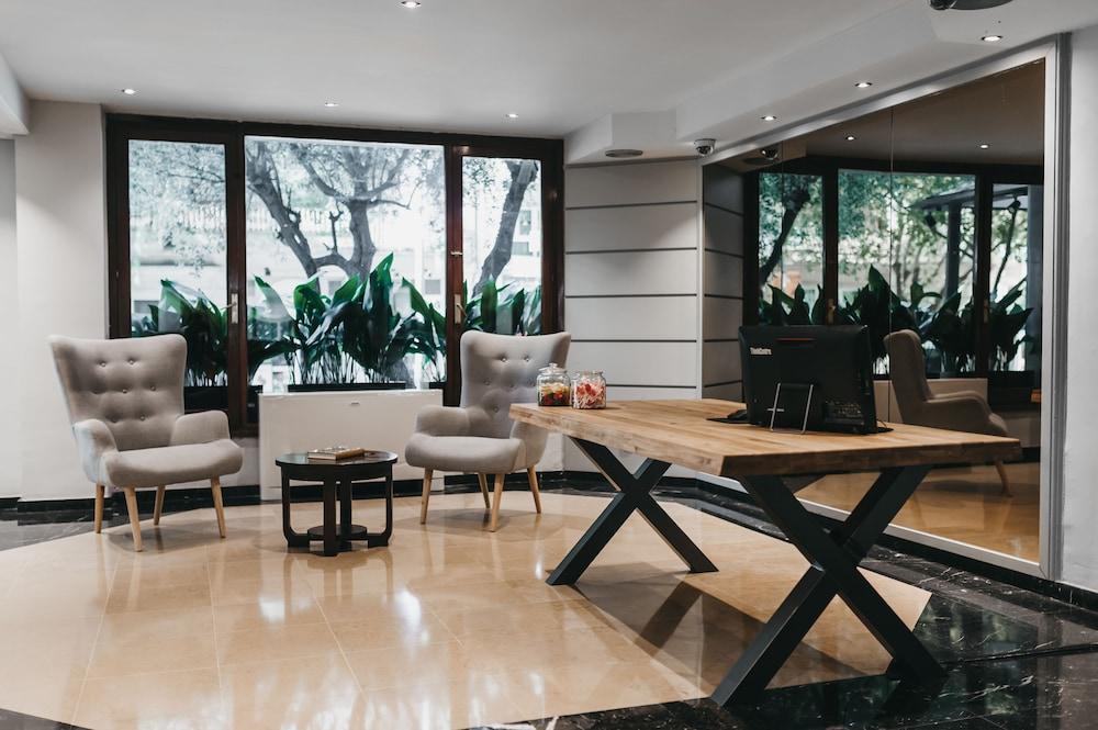 Arenas Atiram Hotels Barcelona Exterior foto